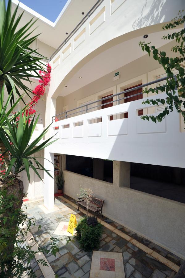 Agia Marina Merabello Apartments المظهر الخارجي الصورة