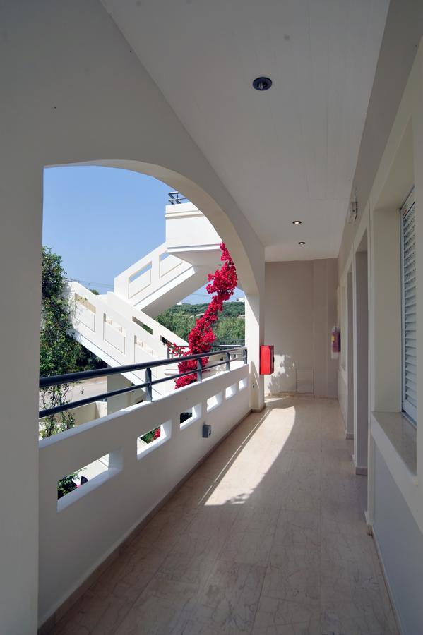 Agia Marina Merabello Apartments المظهر الخارجي الصورة